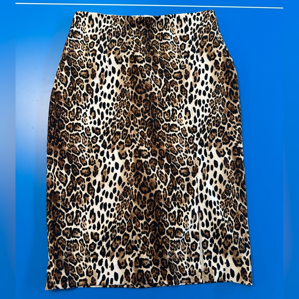 White House Black Market Leopard Print Pencil Skirt